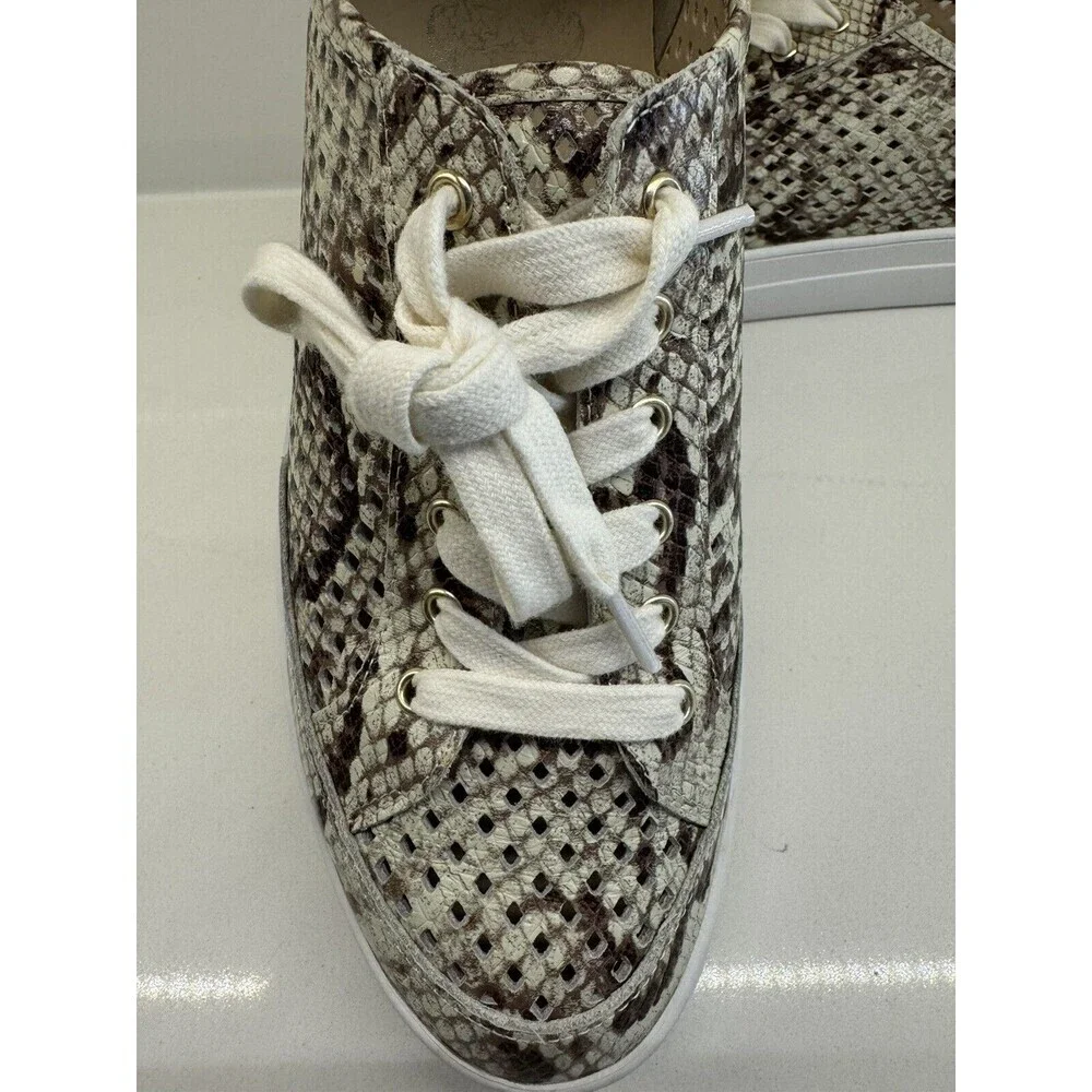 Vince Camuto vince camuto